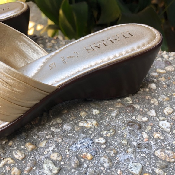 ❌SOLD❌ NEW Italian Shoemaker Sandals ‼️ - Picture 5 of 5